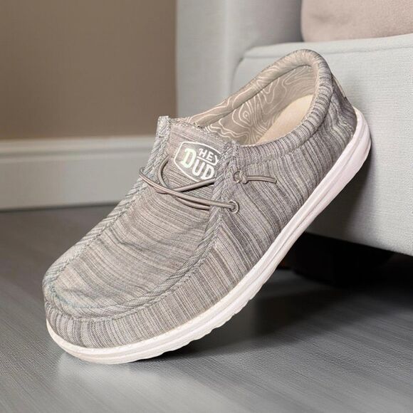 Youth Hey Dude Wally Youth Blend Linen Stone Slip-On Loafers Shoes Size Y1 - Picture 1 of 7